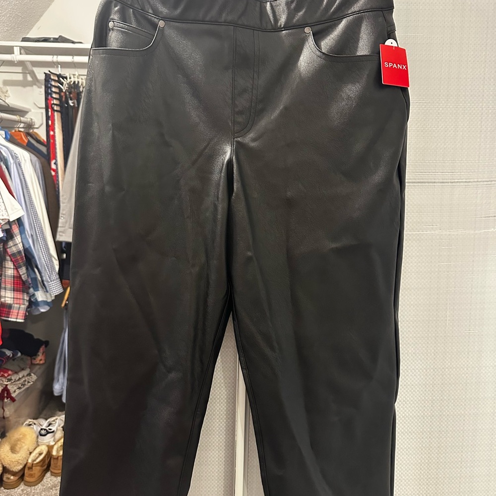 SPANX Luxe Black Slim Straight Pants